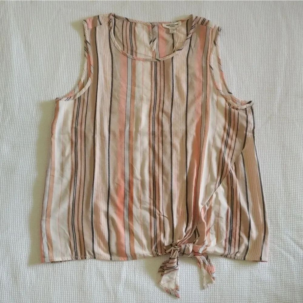 beachlunchlounge🏖️ Striped Bobbi Top - NWT